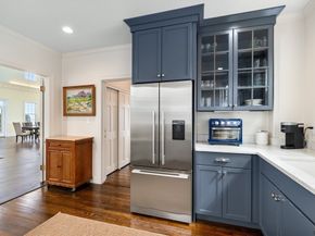 66 Ocean St, Nahant MA 01908