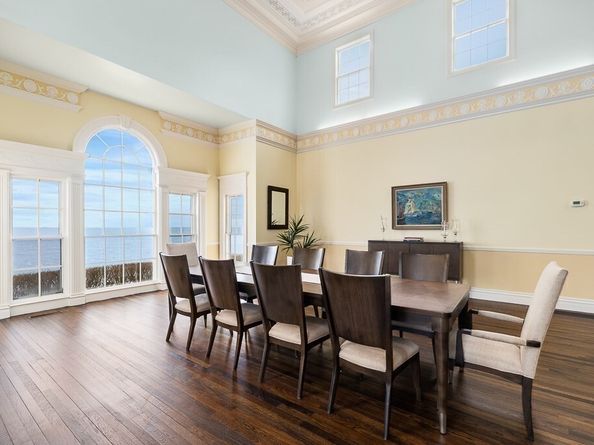 66 Ocean St, Nahant MA 01908