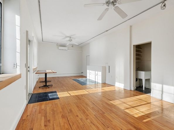 1205 Massachusetts Ave, Arlington MA 02476
