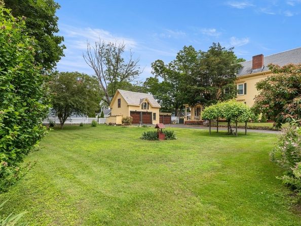 59 Washington St, Ipswich MA 01938