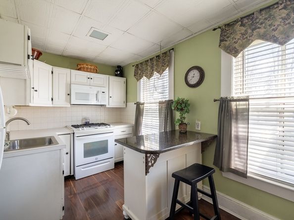 59 Washington St, Ipswich MA 01938