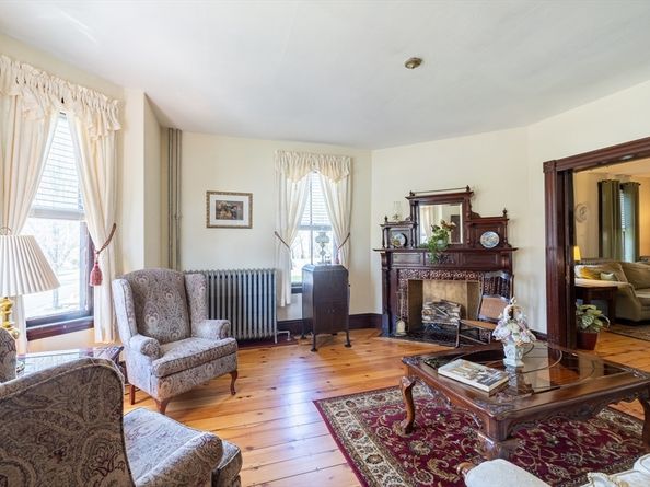 59 Washington St, Ipswich MA 01938