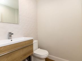 4 Chickatawbut St, Boston MA 02122
