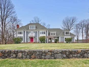 31 Rivercrest Drive