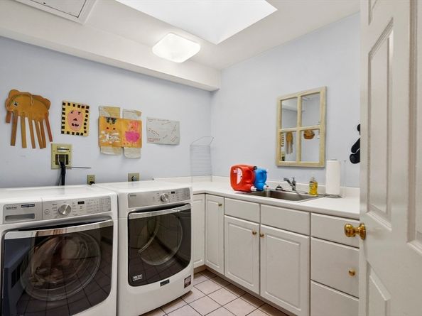 31 Rivercrest Drive, West Newbury MA 01985