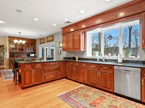 31 Rivercrest Drive, West Newbury MA 01985