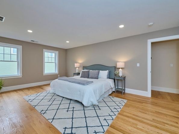 51 Greeley Cir, Arlington MA 02474