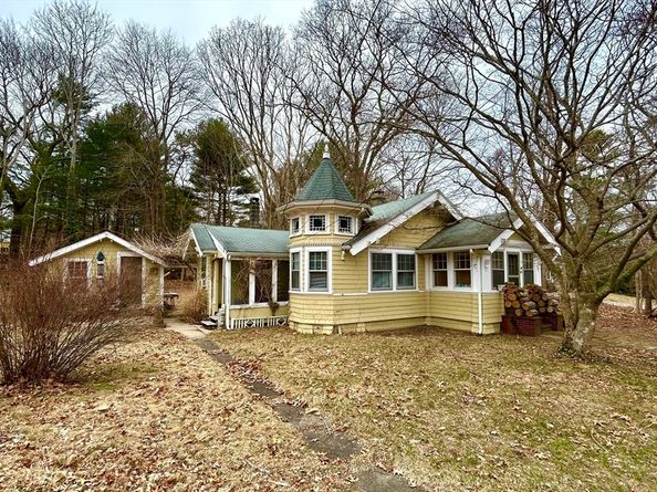 68 Depot St., Duxbury MA 02332