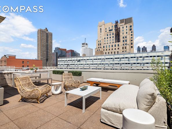 424 West 49th Street 6A, New York NY 10019