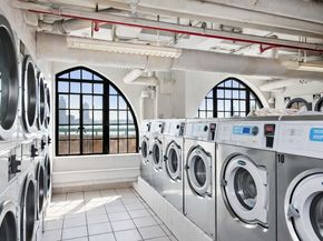 5 Tudor City Place 1221, New York NY 10017