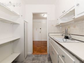 33-24 Junction Boulevard 1R, Queens NY 11372