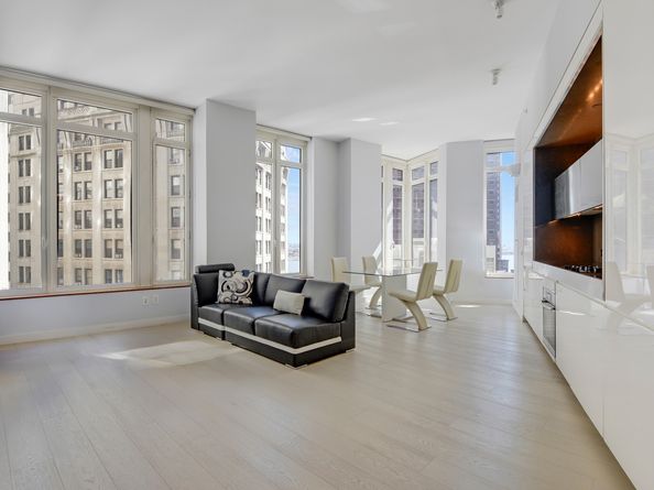15 William Street 17E, New York NY 10005