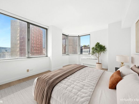 500 West 43rd Street 11J, New York NY 10036