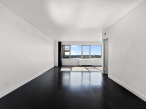 1020 Grand Concourse 20B, Bronx NY 10452