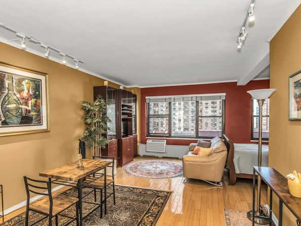 2 Tudor City Place 3MS, New York NY 10017