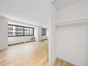 333 Pearl Street 7G, New York NY 10038