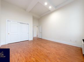 45-02 Ditmars Boulevard 515, Queens NY 11105