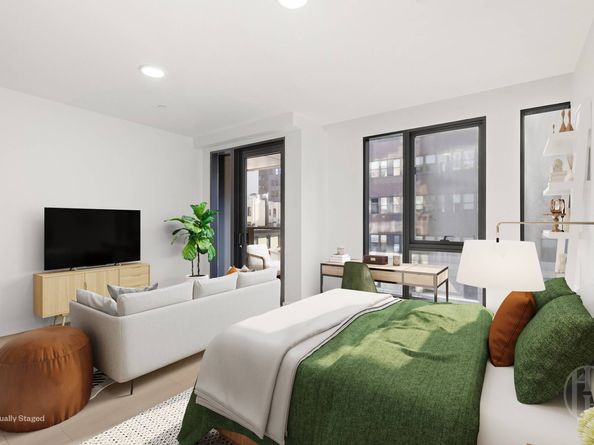 300 West 30th Street 4E, New York NY 10001