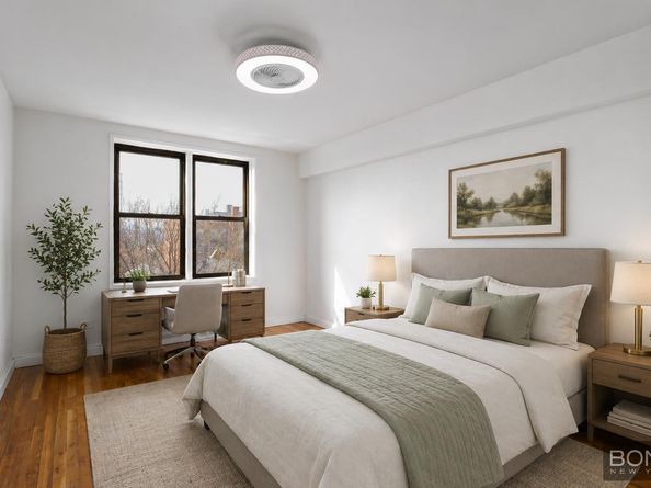 50-21 39th Place 4B, Queens NY 11104