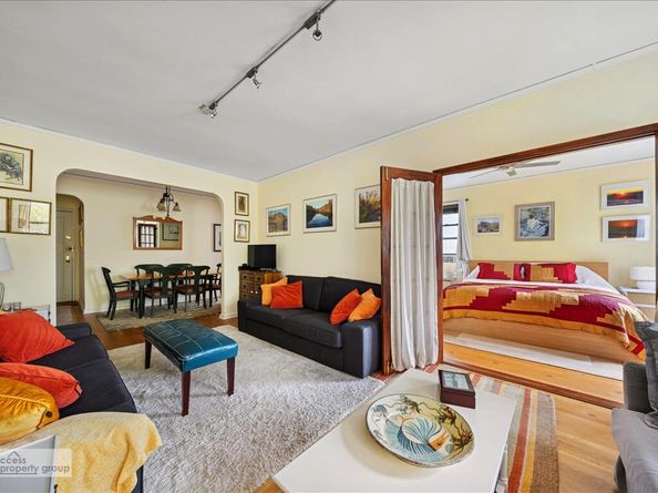 251 Seaman Avenue 5C, New York NY 10034