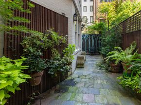 109 East 69th Street, New York NY 10021