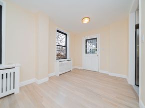 35-20 Leverich Street A403, Queens NY 11377