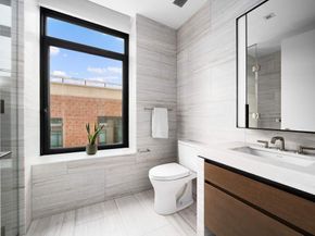 555 West 22nd Street 19AW, New York NY 10011