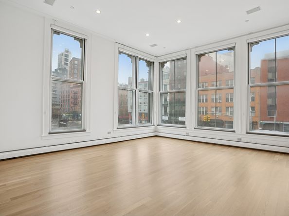 2 Bleecker Street 2, New York NY 10012