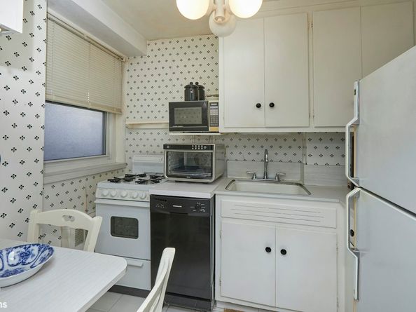 35-50 85th Street 5J, Queens NY 11372