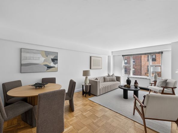 310 Lexington Avenue 6J, New York NY 10016