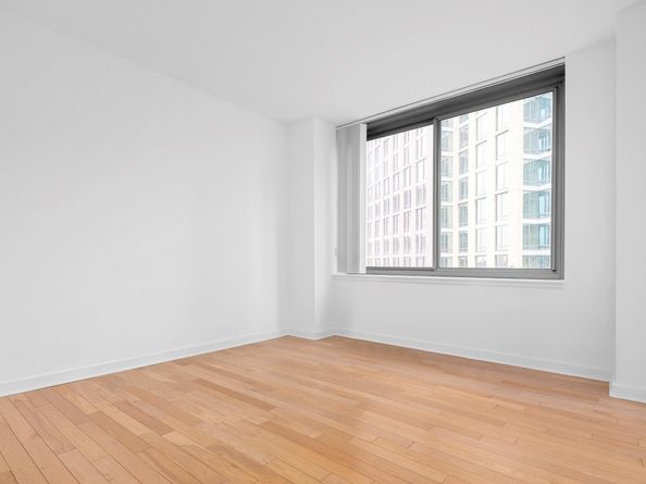 230 Ashland Place 11D, Brooklyn NY 11217
