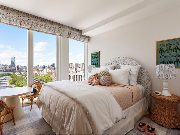 50 Bridge Park Drive 26A, Brooklyn NY 11201