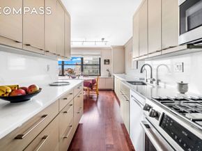 180 West End Avenue 25M, New York NY 10023