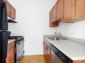 352 West 110th Street 9C, New York NY 10025