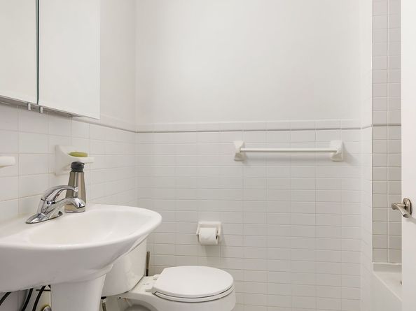 29 West 138th Street 5A, New York NY 10037