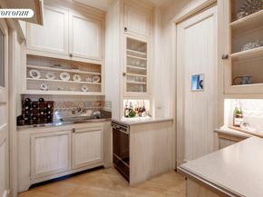 555 Park Avenue 9E, New York NY 10065