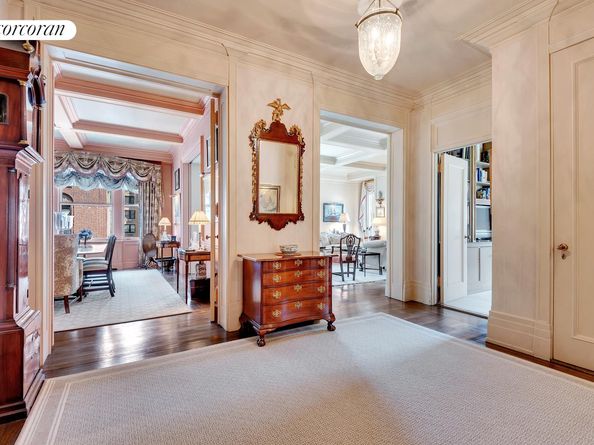 555 Park Avenue 9E, New York NY 10065