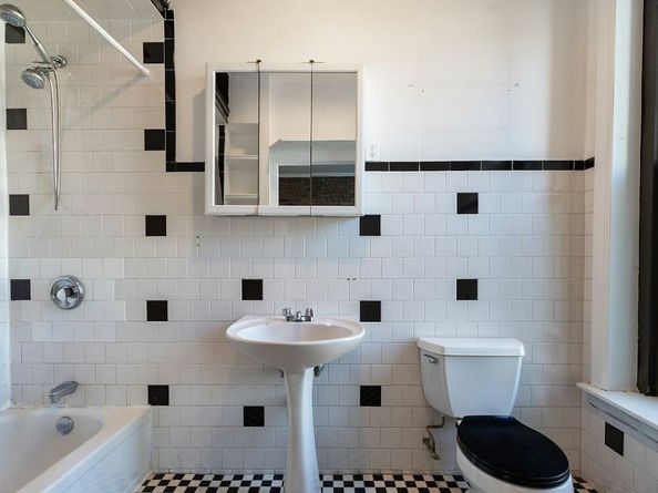 159 East 107th Street, New York NY 10029