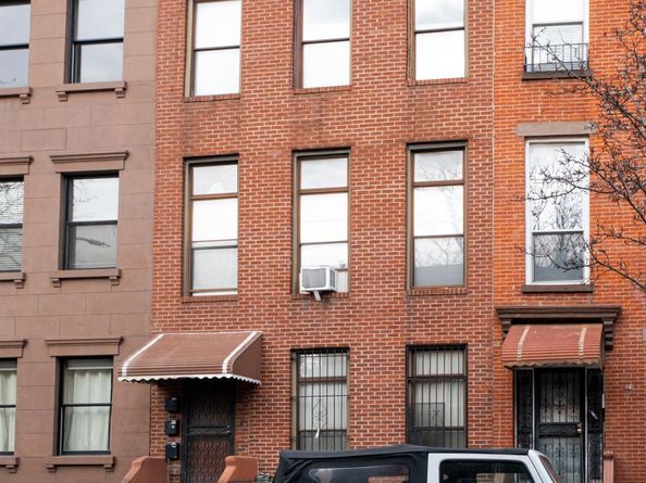 37 Woodhull Street, Brooklyn NY 11231