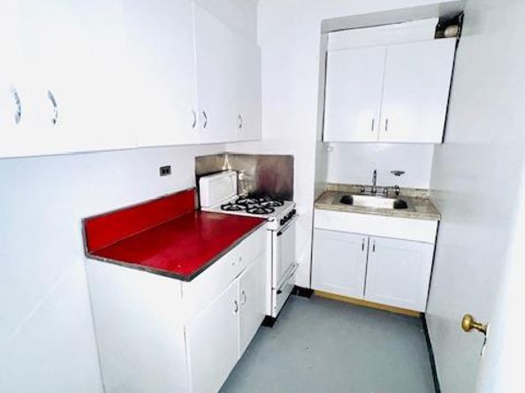 135 East 54th Street 7M, New York NY 10022