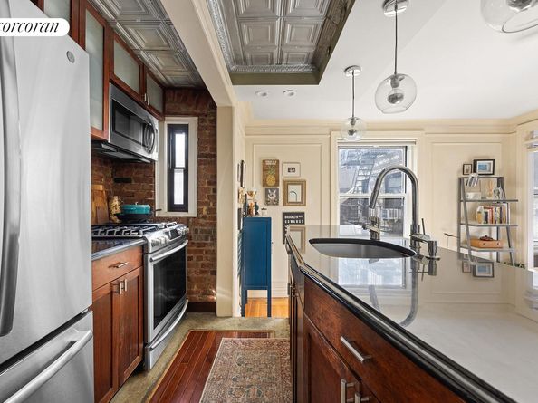 59 Pineapple Street 5A, Brooklyn NY 11201