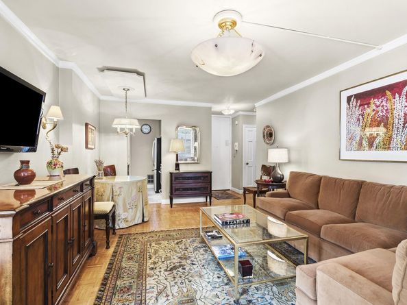 255 East 49th Street 9A, New York NY 10017