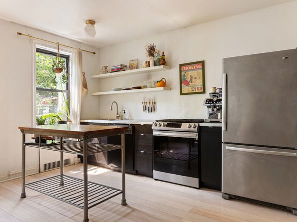 192 East 8th Street 1B, Brooklyn NY 11218