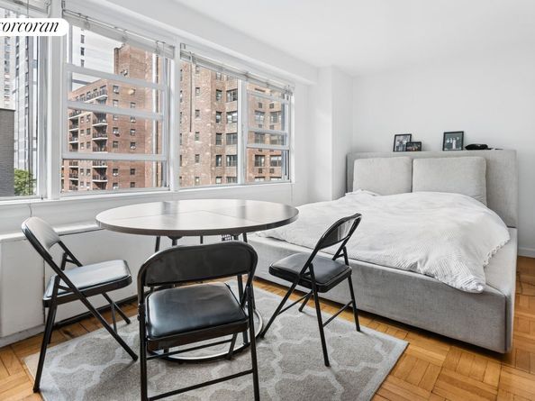 155 East 34th Street 9V, New York NY 10016