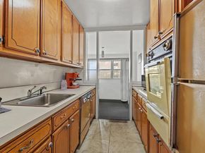 66-36 Yellowstone Boulevard 14B, Queens NY 11375