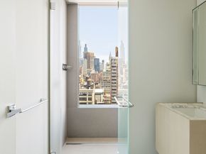 121 East 22nd Street N1702, New York NY 10010