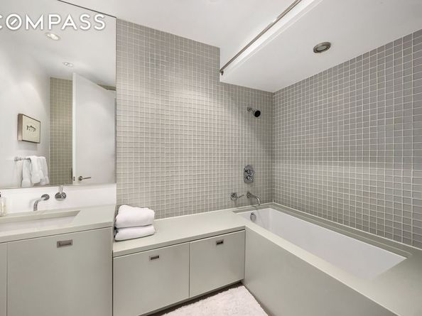 245 7th Avenue 11BC/10C, New York NY 10011