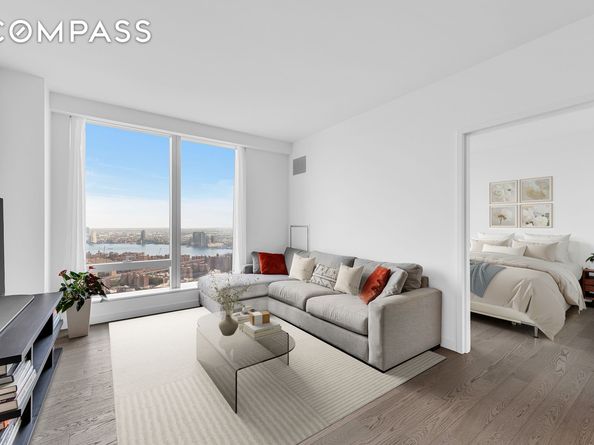 252 South Street 64G, New York NY 10002