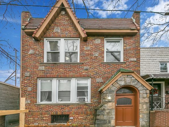 72-07 73rd Street, Queens NY 11385