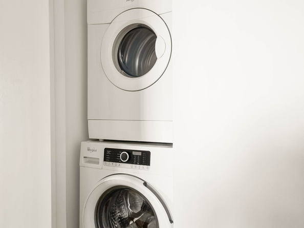 52 East End Avenue 23A, New York NY 10028